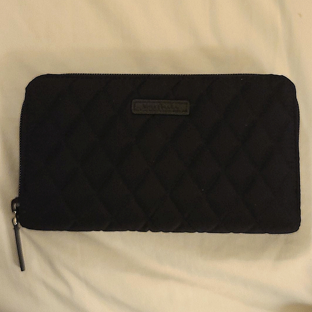 Vera Bradley black wallet